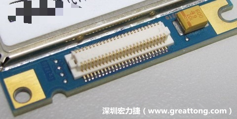 PCBA大講堂：板對板連接器下面裸銅設計，造成模組功能不良